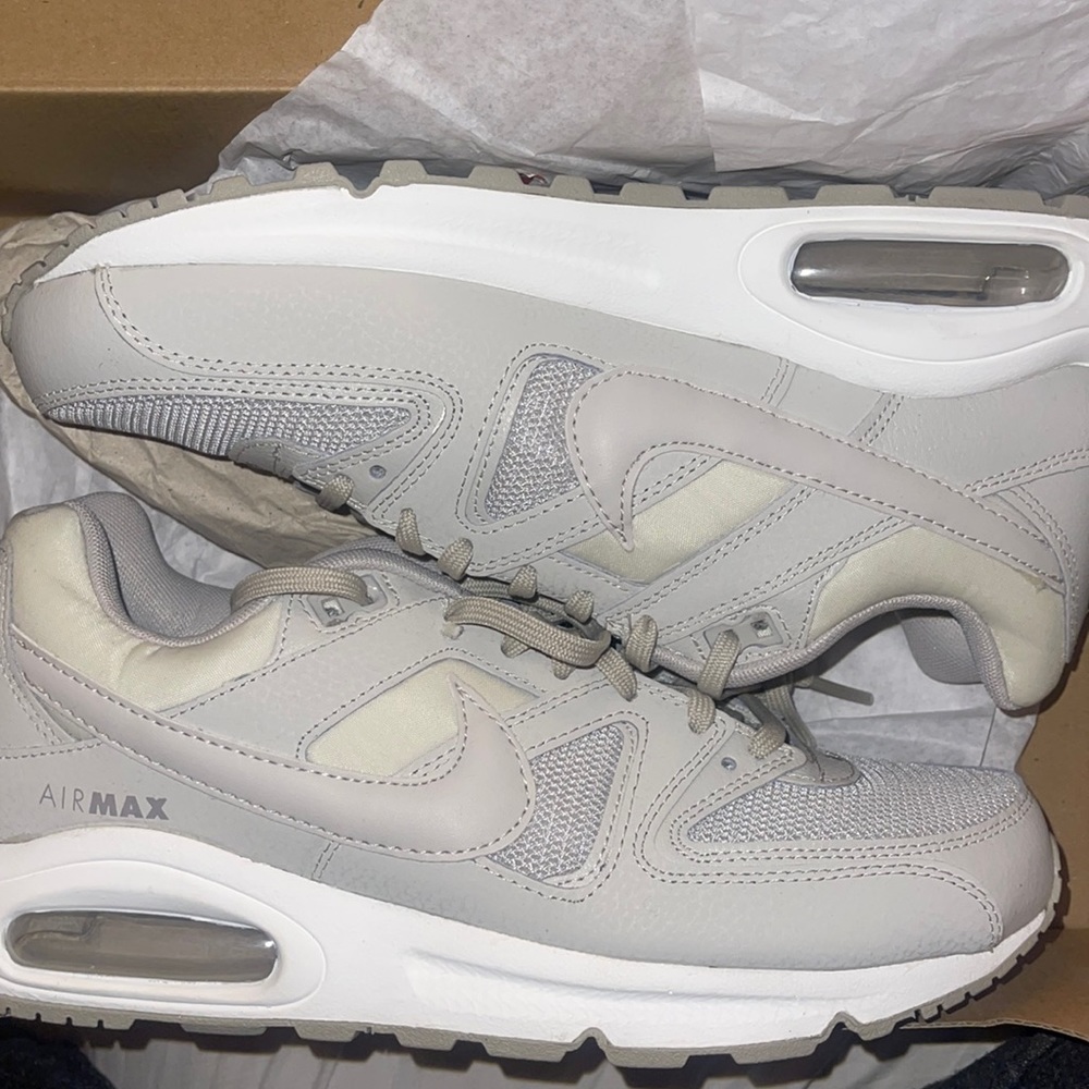 Nike Womens Air Max Command Light Bone/Light Bone White